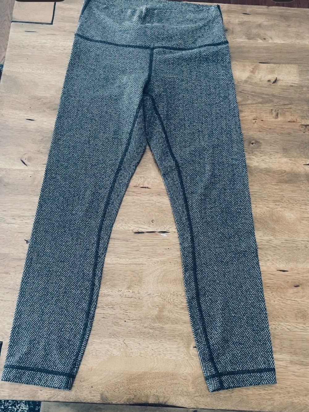 Lululemon 2-leggings size 6 - Picture 3 of 3